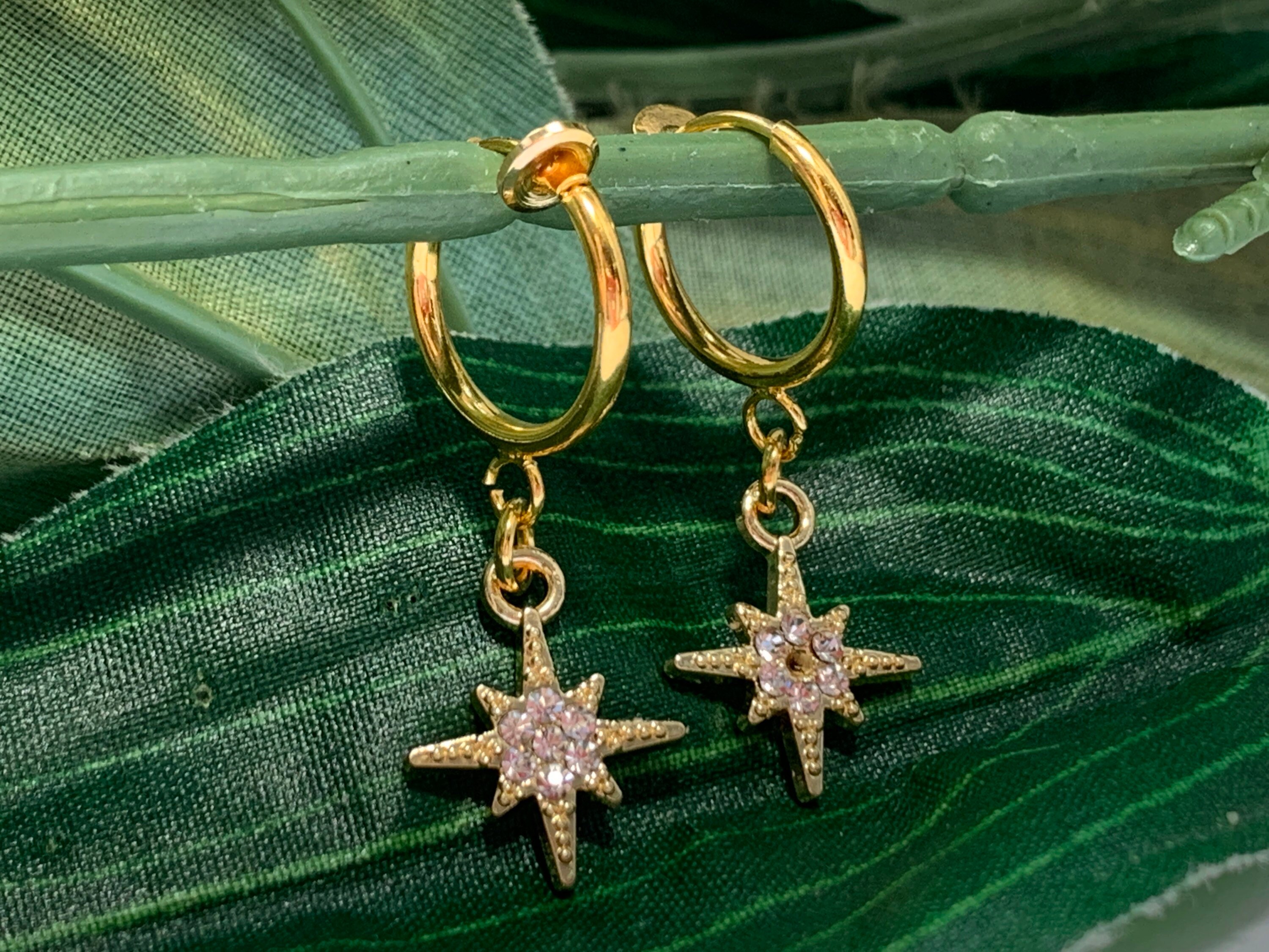 Boucles D'oreilles Clips RADA Italy - Perles Et Strass Forme étoile - Occasion