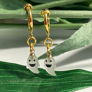 Ghost hoop bungel Clip op oorbellen, meisjes bungelen Oorbellen, Clip on Hoop oorbellen, Ghost Dangle Oorbellen, Halloween oorbellen