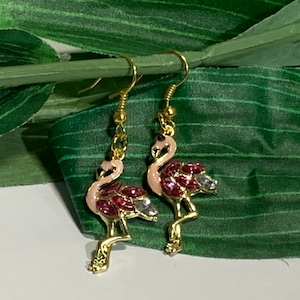 Pink Flamingo Dangle Earrings, Flamingo Earrings, Fashion Earrings, Novelty Earrings, Dangle Earrings
