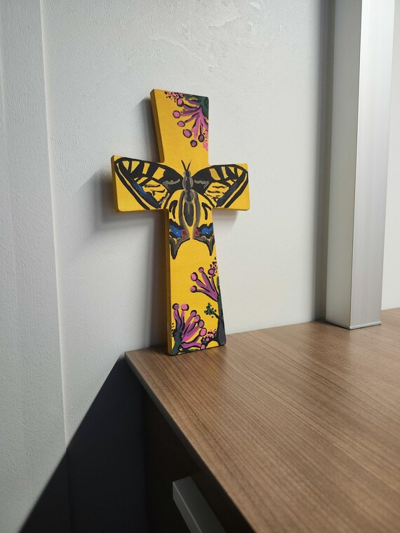 木製の彫刻十字架 塗装された木製十字架（12×7インチ） - Etsy 日本