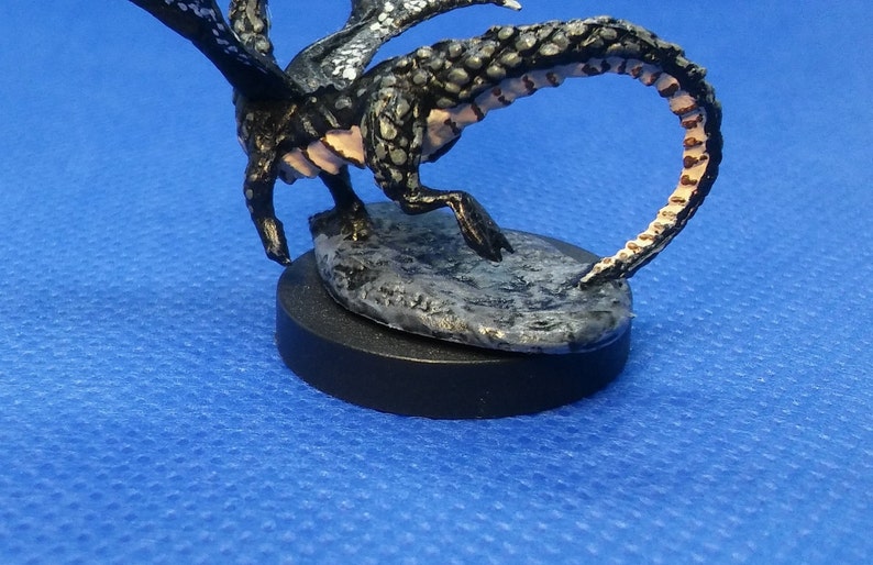 Hand Painted Reaper Bones Black Hatchling Dragon Miniature