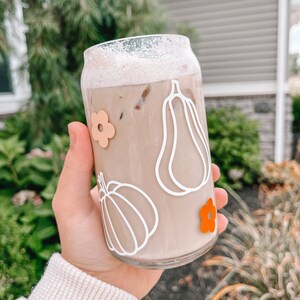Lata de vaso de calabaza / Taza de otoño / Taza de Halloween / Taza linda / Taza de otoño Boho / Taza de café de vidrio / Taza de vidrio de calabaza pastel / Taza de especias de calabaza
