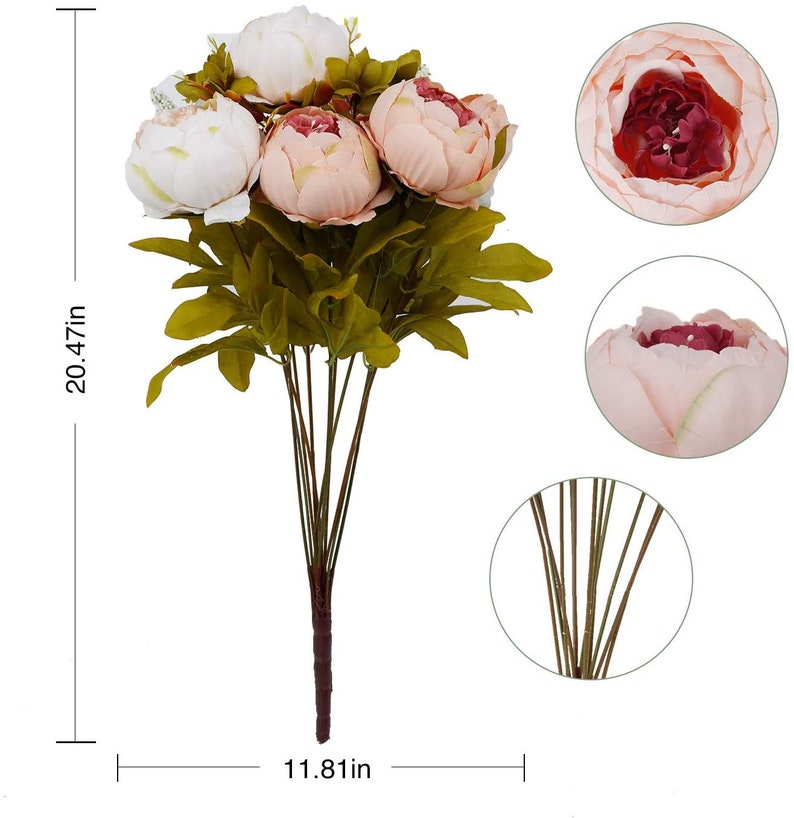 Puede incluir: Un ramo de peon&iacute;as artificiales con flores rosas y blancas y hojas verdes. El ramo mide 52 cm de alto y 30 cm de ancho.
