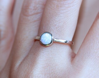 simple bezel opal ring Sterling Silver Promise Ring 925 Silver Ring turquoise ring Dainty Ring solitaire ring Oval shaped Opal ring