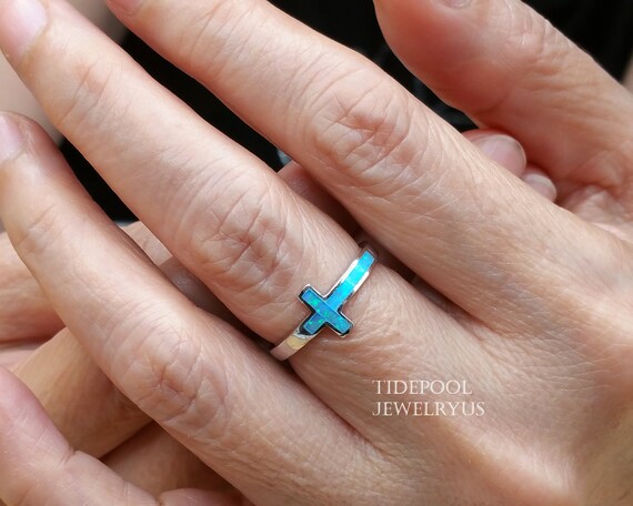 Blue cross ring deals