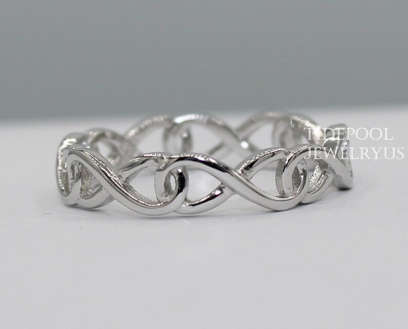 infinity band ring