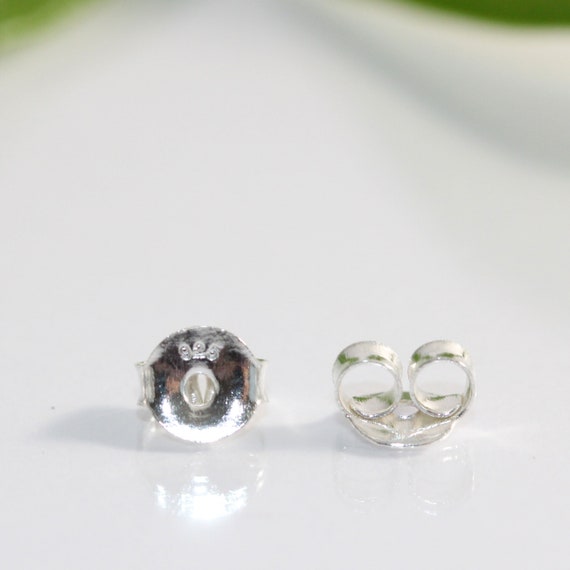 Sterling Silver Celtic Heart Earring Studs – Tuesday Morning