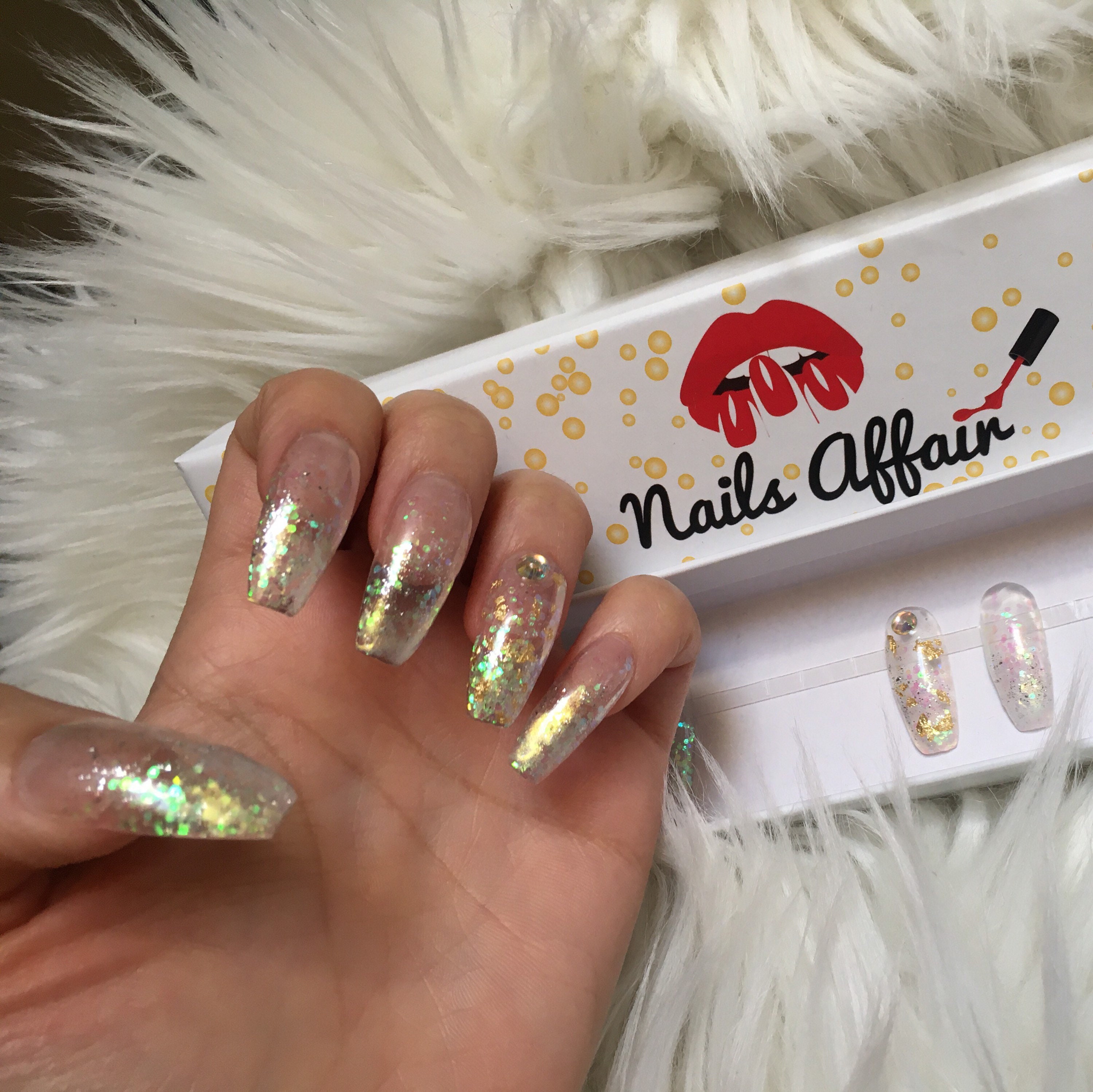 Gold Pearl Edible Glitter Flakes