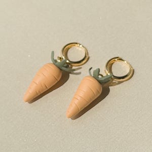 Handmade Clay Carrot Earrings, Summer Earrings, Vegetable Jewelry, Polymer Earrings, Fruit Earrings, Charm Earrings, Farmer&#39;s Market Jewelry