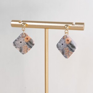 Handmade Polymer Clay Earrings, Dainty Jewelry, Simple Earrings, Floral Earrings, Gold Jewelry, Flower Earrings, Earrings for Sensitive Ears