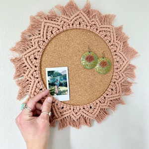 Macrame Cork Board in Brick, Wall Hanging, Kitchen Organizer, Pin Muse Boards, Boho Home Decor, Mother’s Day Gift, Farmhouse, Photo Holder