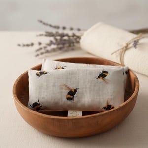 Microwave heat bag / jasmine rice and lavender heat pouch / microwave heat bag / bees pattern heat bag
