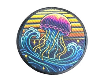 Parche termoadhesivo bordado con diseño de medusa marina