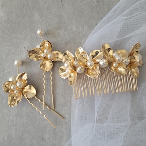 Set di fermagli per capelli con perle e fiori dorati in metallo dorato da sposa, accessorio per capelli da sposa, regalo di nozze femminile.