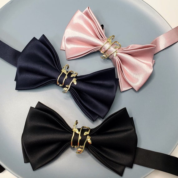 metallic gold bowtie