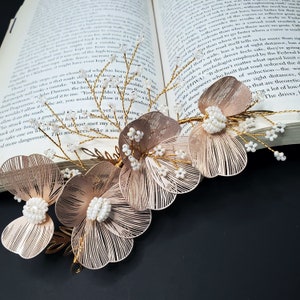 Unquie Bridal copricapo di fiori in metallo con petali in oro rosa, foglia di fiori per la madre della sposa, regalo di nozze, pettine per capelli da ballo, velo, copricapo boho