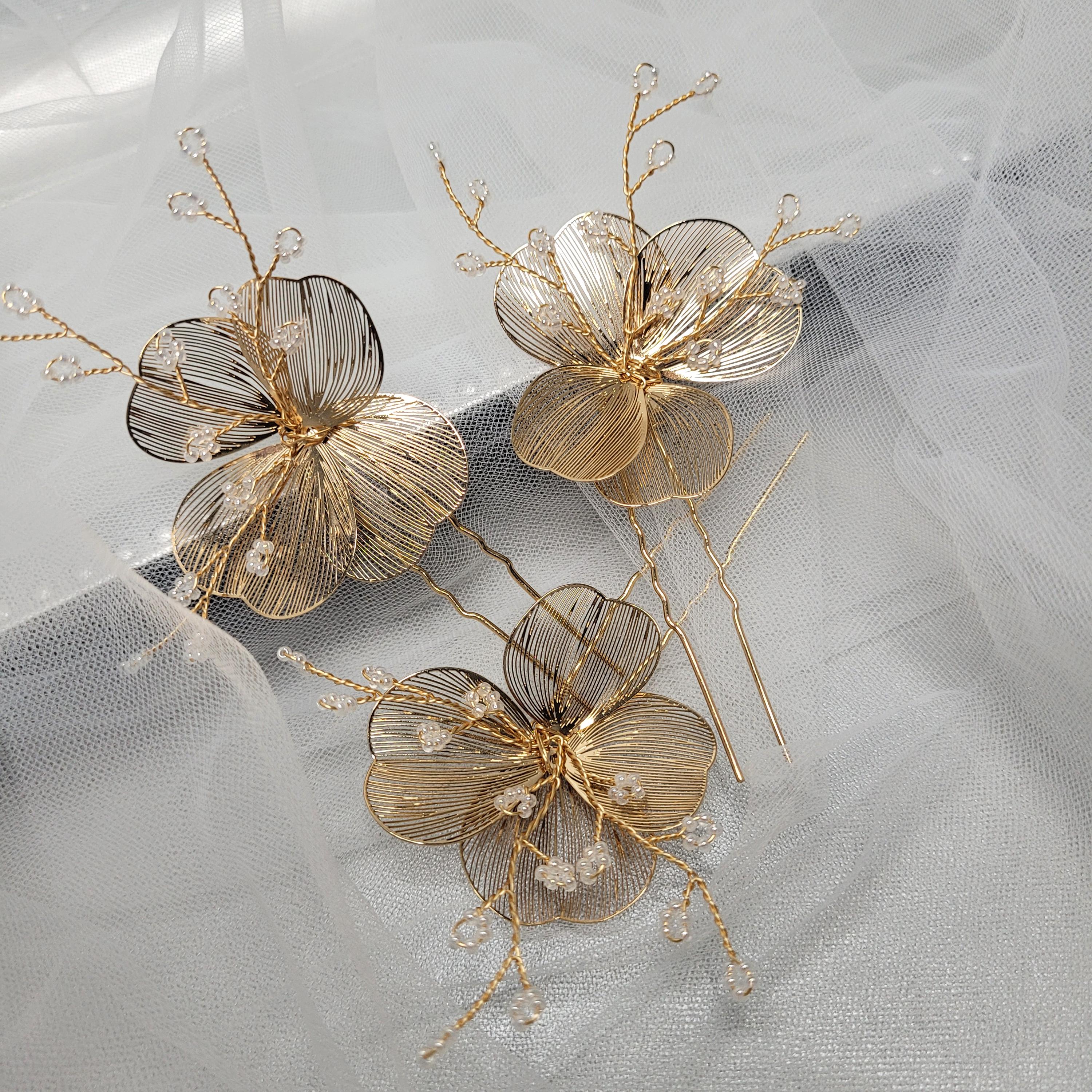 Gold pedal flower Bridal large headpiece hairpiece Gold Pedal Headpiece - Etsy main image 2