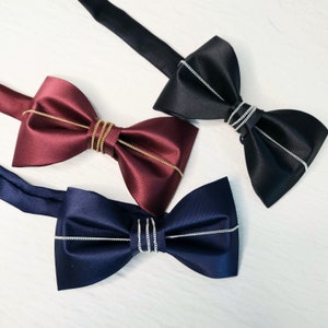 Luxury One of a kind Groom navy black gold chain Silky Sateen pre-tied Bow Tie evening Bowtie best man wedding gift evening gala Party