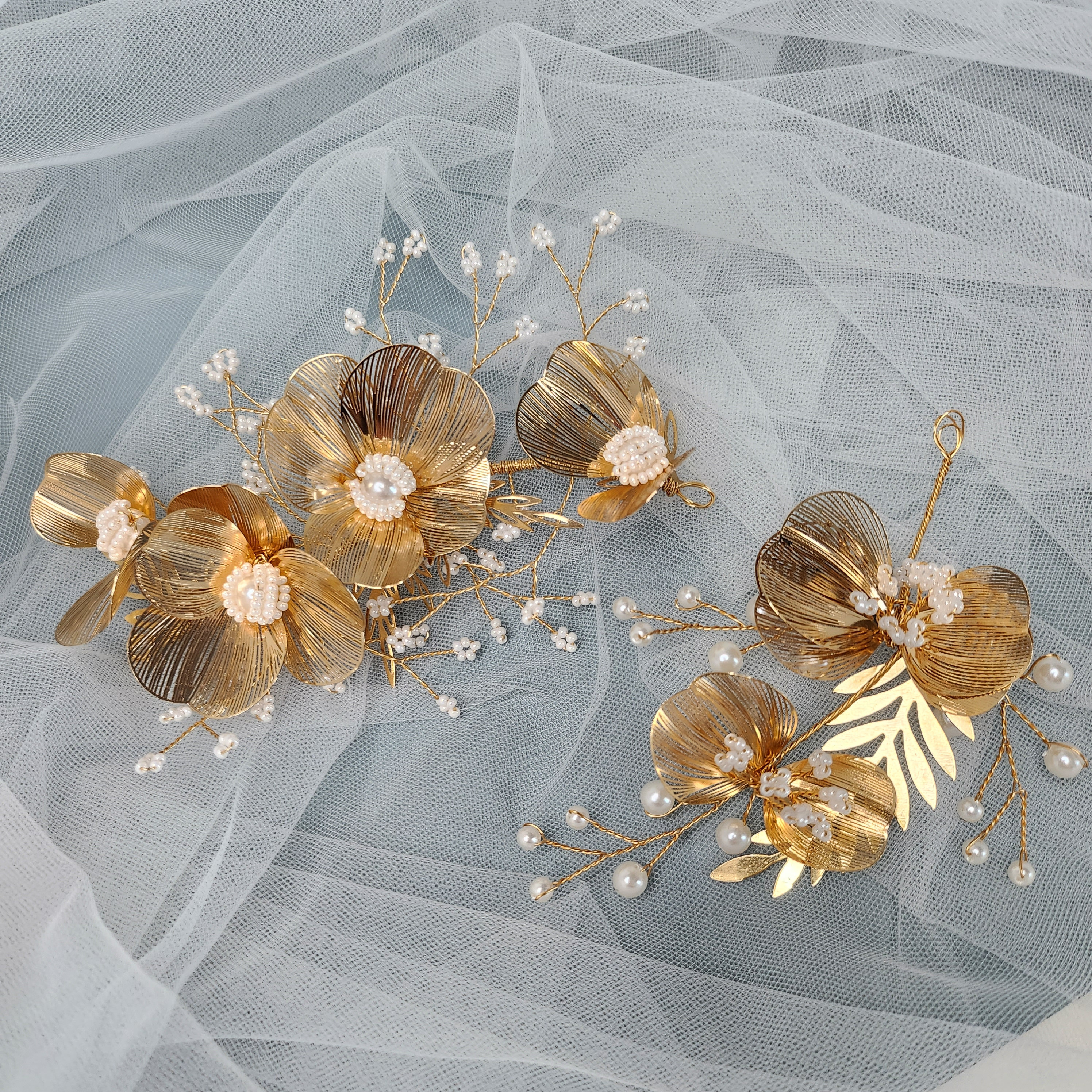 Gold Pedal Headpiece - Etsy display picture 2