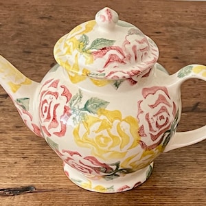 Vintage Emma Bridgewater Tea Pot Rose Chintz Spongeware 1980&#39;s British Cottagecore Pottery