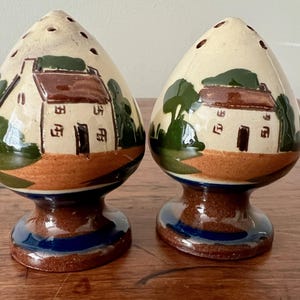 Vintage Torquay Motto Ware Devon, England Salt & Pepper Shakers British Pottery