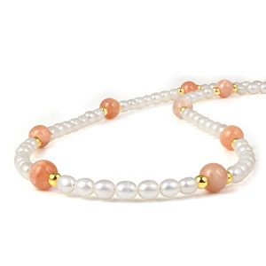 Freshwater Pearl Necklace – Peach Moonstone Jewelry – June Birthstone Gift for Her – Sterling Silver Clasp – Dainty moonstone Necklace Gift