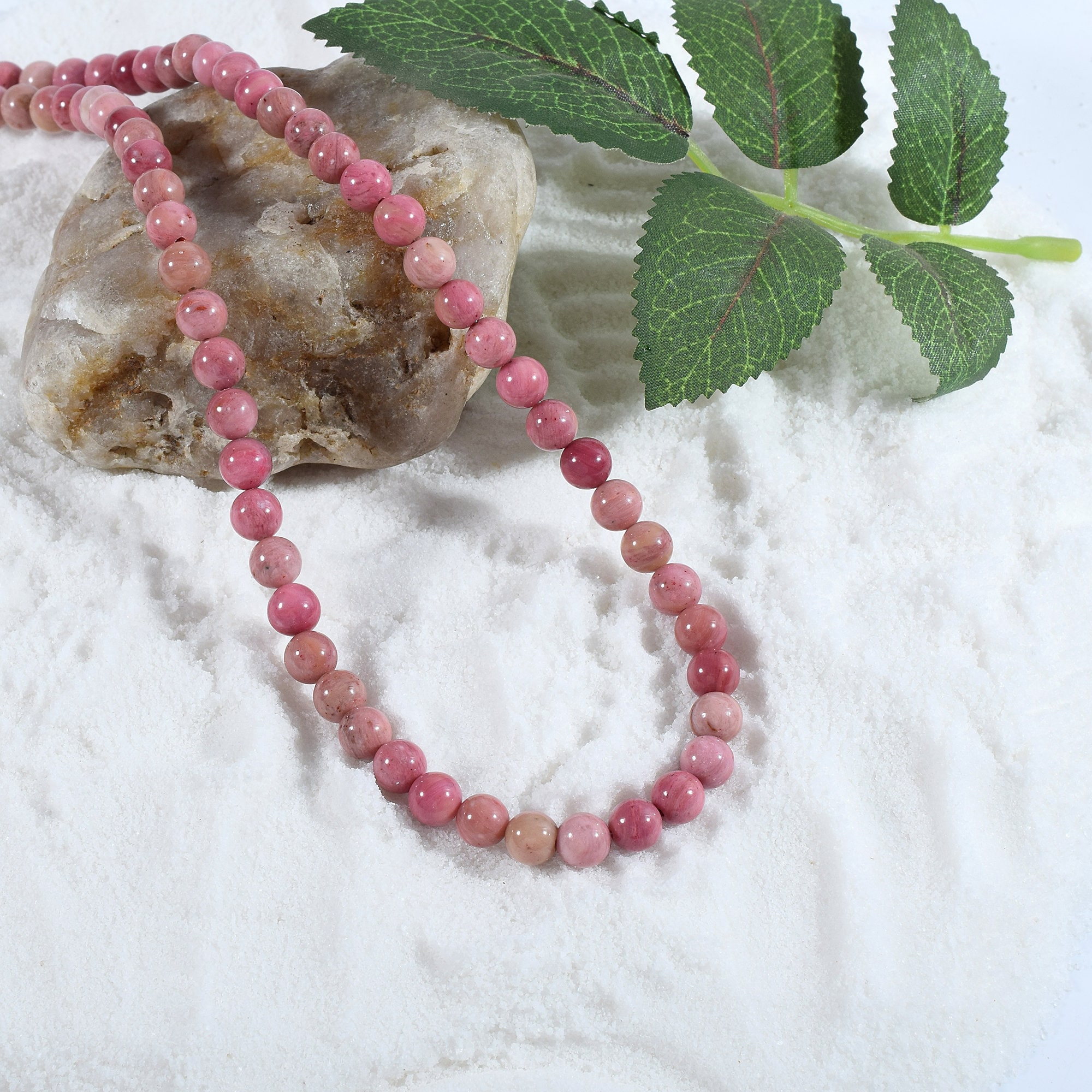 Taddart Minerals - Collana rosa con schegge nere in rodone naturale