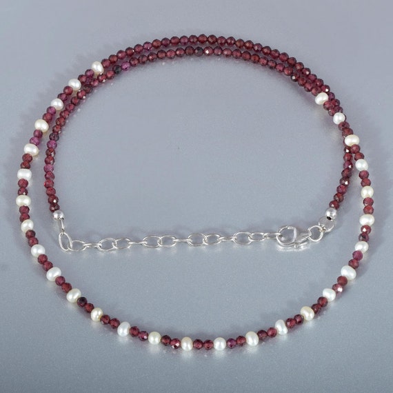 Collier Ancien Triple Rangs - Grenat Et Perles D'Eau Douce Sur Argent - Occasion
