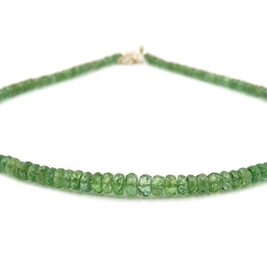 Green Kyanite Necklace,Genuine Crystal Kyanite Gemstone Necklace,Beaded Kyanite Jewelry for Women&#39;s,Mint Kyanite Healing Necklace for Her