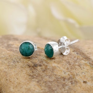 Green Onyx Stud Earrings, Sterling Silver Tiny Gemstone Studs, Unisex Green Crystal Jewelry, Minimalist Onyx Earrings, Gift for Her