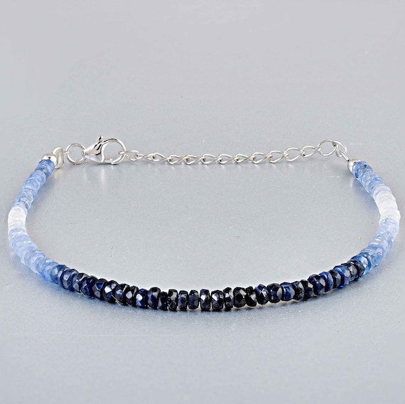 Bracciale in argento sterling con zaffiro: delicato gioiello con perline da 4 mm, pietra portafortuna di settembre, pietra per il 22° anniversario - Italia