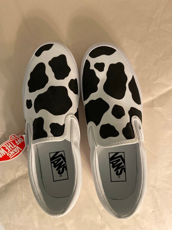 vans cow slip on