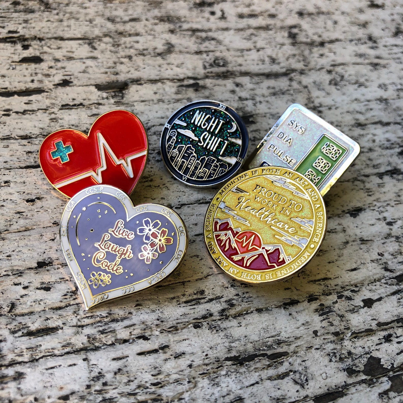 Proud to Work in Healthcare Badge Enamel Lapel Pin Medical Pin Hospital Gold Circle Pin Nurse