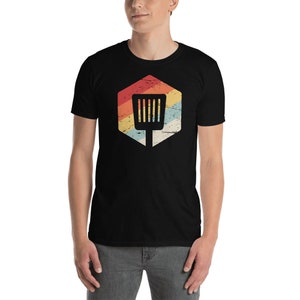 Grillen T-Shirt / Retro-Stil BBQ Grill Master Geschenk (Unisex)