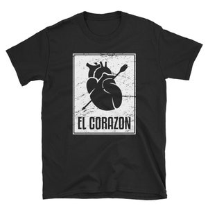 Koszulka El Corazon Loteria (Unisex) / Koszulka z nadrukiem karty Lotería w stylu zniszczonym
