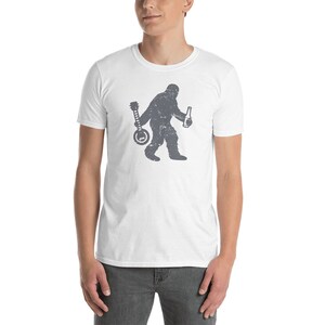 面白いブルーグラス バンジョー T シャツ / ブルーグラス ミュージック シャツ & ブルーグラス ミュージシャン ギフト (ユニセックス) - ビッグフット
