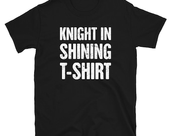 Distressed Print – European Middle Ages Knight T-Shirt / Medieval Gift For Historians & Renaissance Enthusiasts (Unisex)