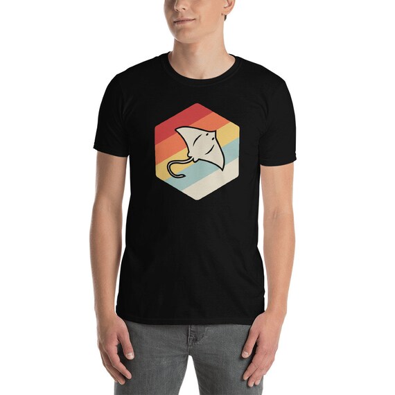 Retro Manta Ray Shirt, Vintage Ocean Animal Tee Gift Retro Manta Ray Shirt, Vintage Ocean Animal Tee Gift