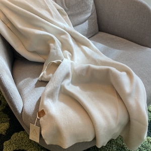 Alpaca Wool Blanket from Ecuador | Ultra-soft blankets | Queen Alpaca Blanket | Andean Blanket | One-Color Blanket | Artisan Blanket