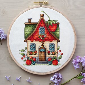 House Cross Stitch Pattern Digital Download, Strawberry House Embroidery, House with Berries, Spring Decor, Cozy House Pattern PDF