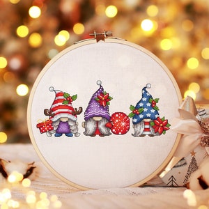 Gnome Cross stitch patroon PDF, Kerstkabouters Geteld Cross Stitch, Cute Home Gift, Gnome Borduurontwerp Digitaal PDF-bestand
