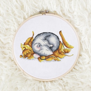 Mouse Cross Stitch Pattern PDF, Autumn Counted Cross Stitch, Cute Sleeping mouse Embroidery Instant Download File, Wall Decor
