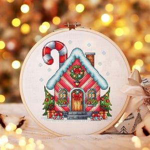Christmas Cross Stitch Pattern PDF, Gingerbread House Counted Cross Stitch, Winter Embroidery Digital Pattern PDF
