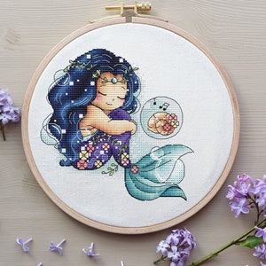 Schema punto croce sirena, schema digitale principessa dell&#39;oceano in PDF, schema moderno per decorazioni murali ragazza del mare, schema per ricamo a mano punto croce