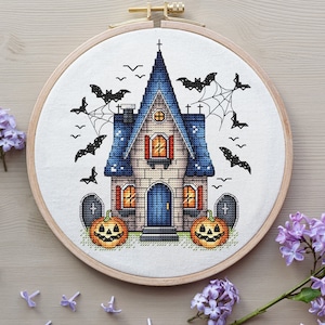 Halloween House Cross Stitch Pattern PDF Instant Download, Halloween Cute Pumpkin Cross Stitch,  Halloween Decor, Autumn Decor