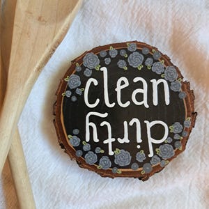 Gray Flower Dishwasher Clean/Dirty Pecan Wood Magnet, Chalkboard, Hand Painted, Mountain Decor, Functional Kitchen Decor, Gift