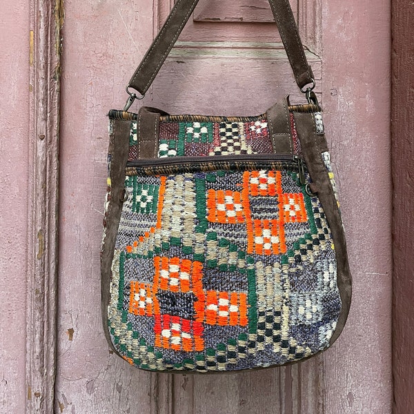 Handmade Gift, Boho Bag, Kilim Handbag, Crossbody Bag, Handmade , Bohemian Bag, LapTop Bag, Traditional Bag, Valentine Gift, Gift for her