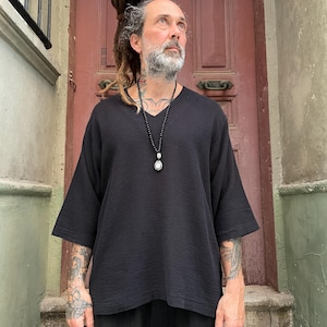 Oversized Black Organic Cotton Boho Shirt: V-Neck Festival Top