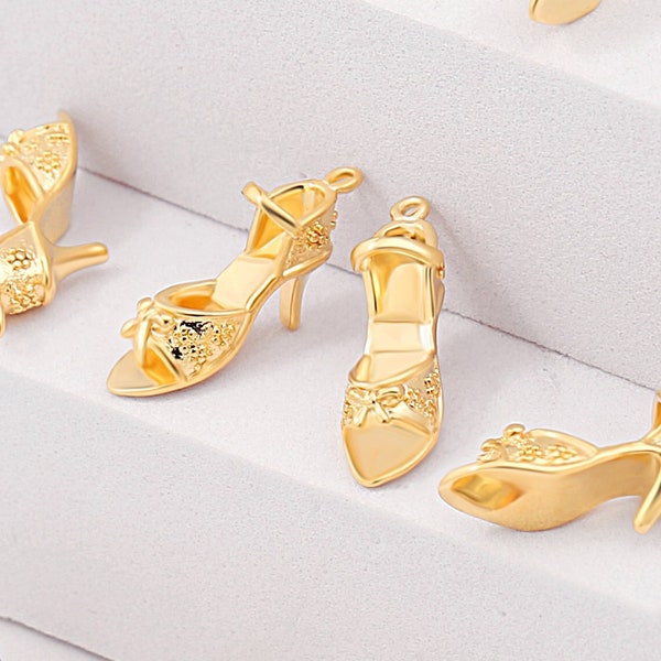 8Pcs of 18K Gold-Plated Dianty Shoe Pendant, 23x17mm Ladies High Heel Pendant, Necklace, Bracelet Pendant, DIY Jewelry Material.AWW-P1858