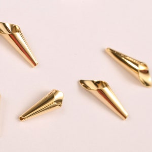 20Pcs 18k Shiny Gold Floral Bead Caps,Long Cone Tassel Caps,Small Torch Bead Cap,Chain Bead Caps,(15x5mm)Bead Cap,Jewelry Finding,AWW-P1375